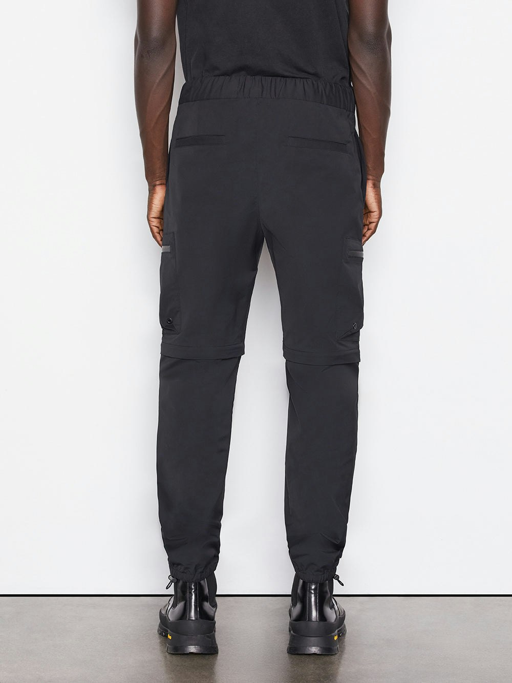 pants back view alt:fit2